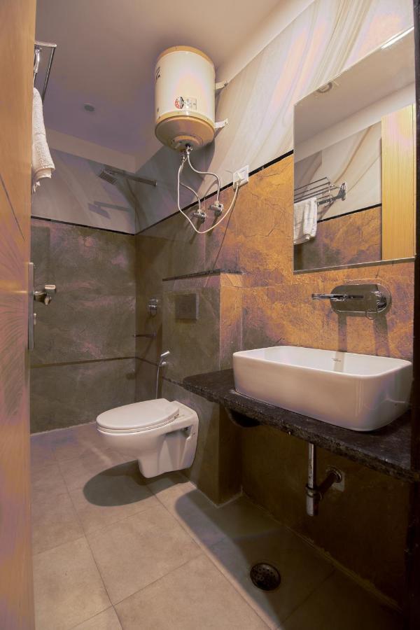 Hotel Del Inn By F9 Hotels - Near Igi Airport Neu-Delhi Exterior foto