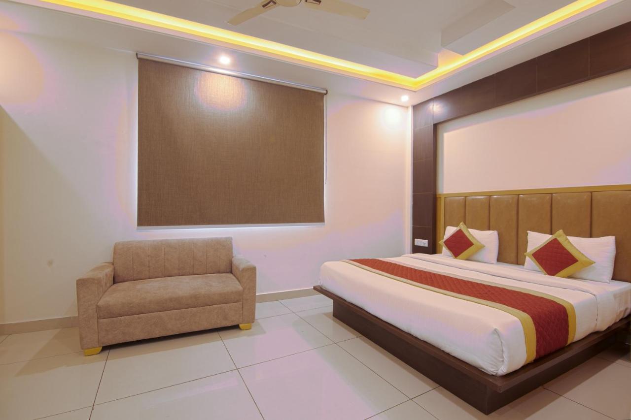 Hotel Del Inn By F9 Hotels - Near Igi Airport Neu-Delhi Exterior foto
