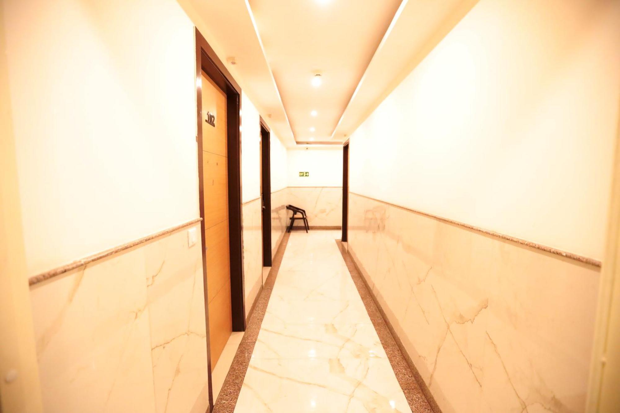 Hotel Del Inn By F9 Hotels - Near Igi Airport Neu-Delhi Exterior foto