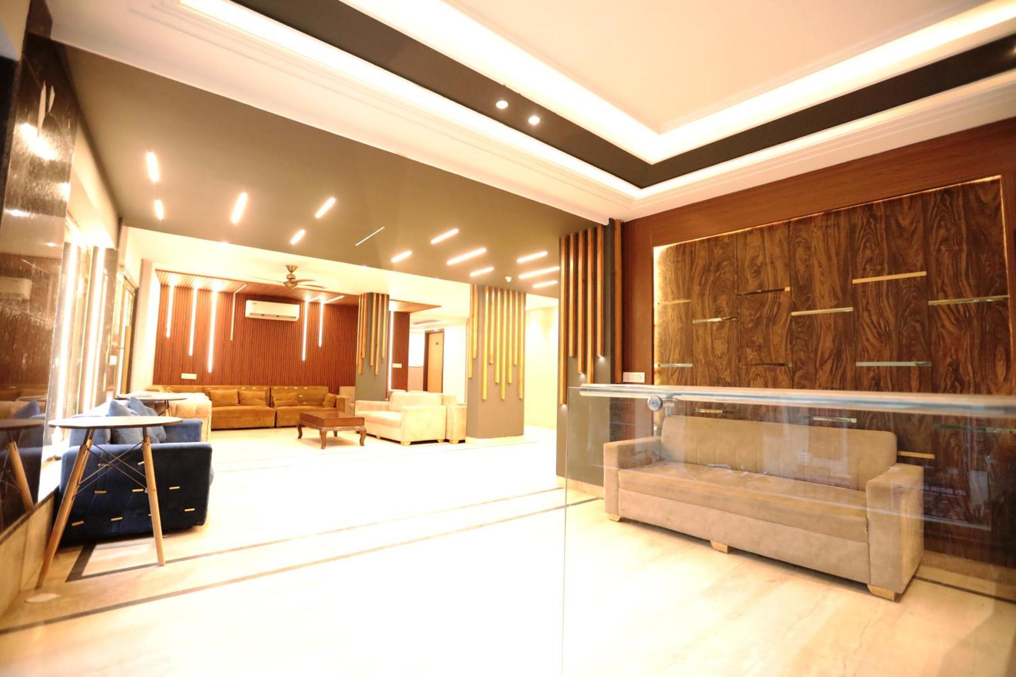 Hotel Del Inn By F9 Hotels - Near Igi Airport Neu-Delhi Exterior foto